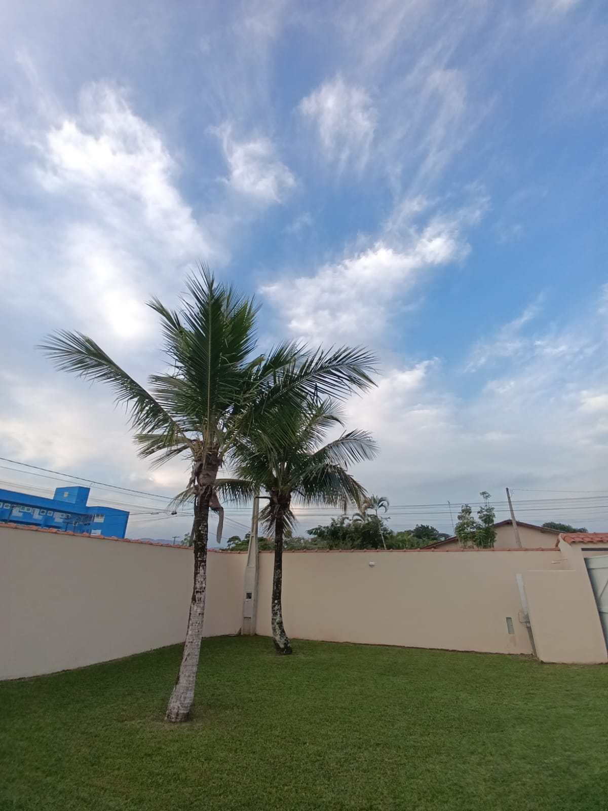 Casa Para Venda  em Suarão a 300 metros da Praia em Itanhaém, SP