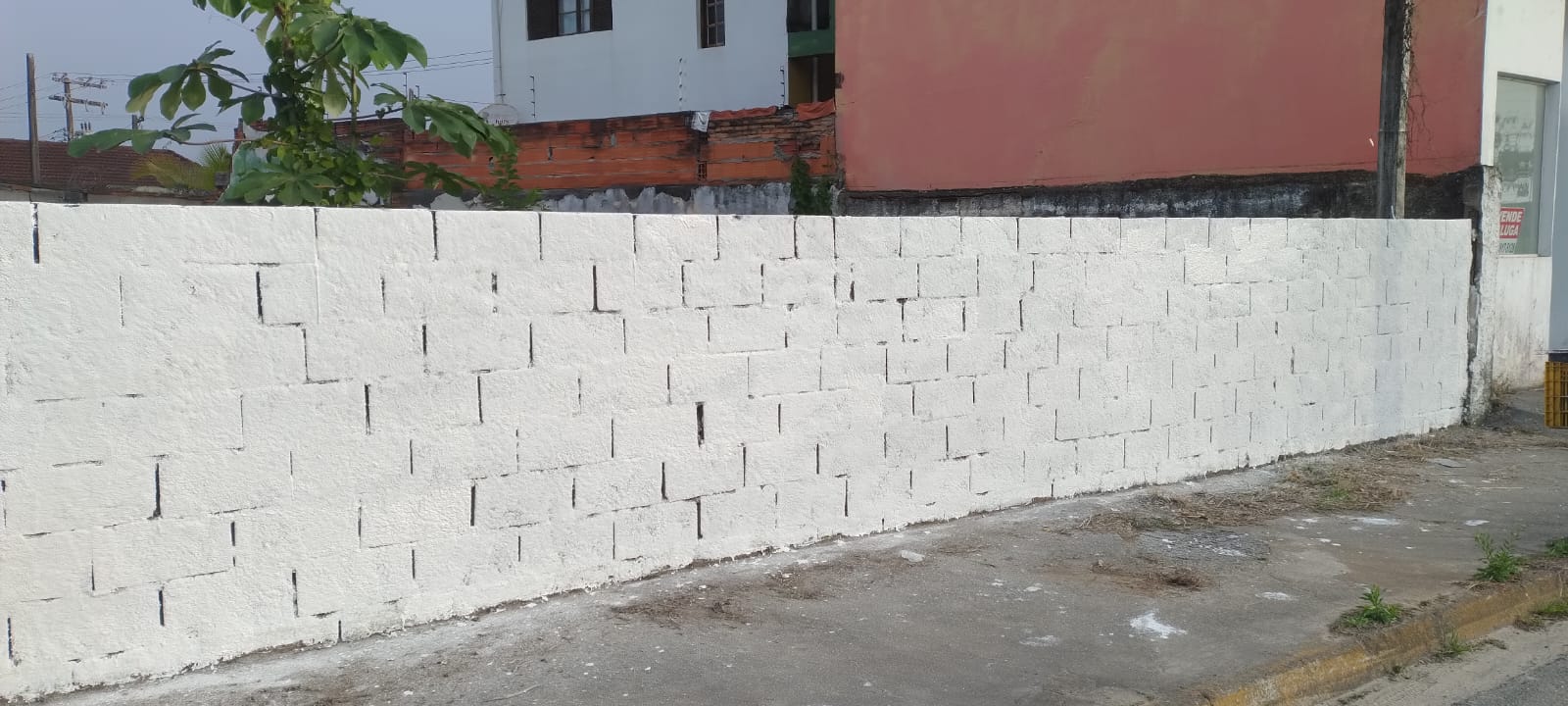 TERRENO COMERCIAL - Centro de Itanhaém - frente à Rodovia