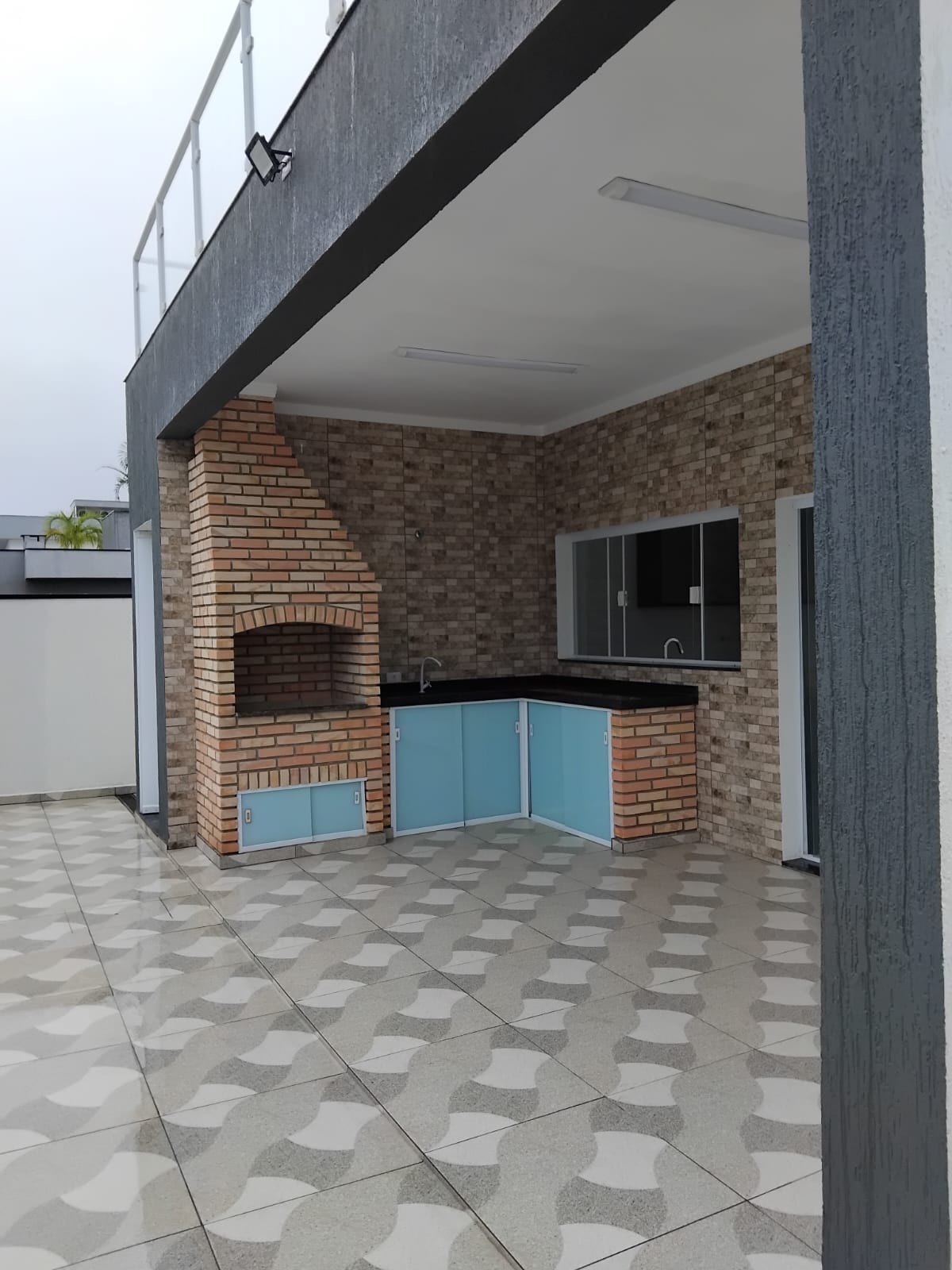 Luxuoso sobrado de alto padrão em condomínio fechado lado praia em Itanhaém