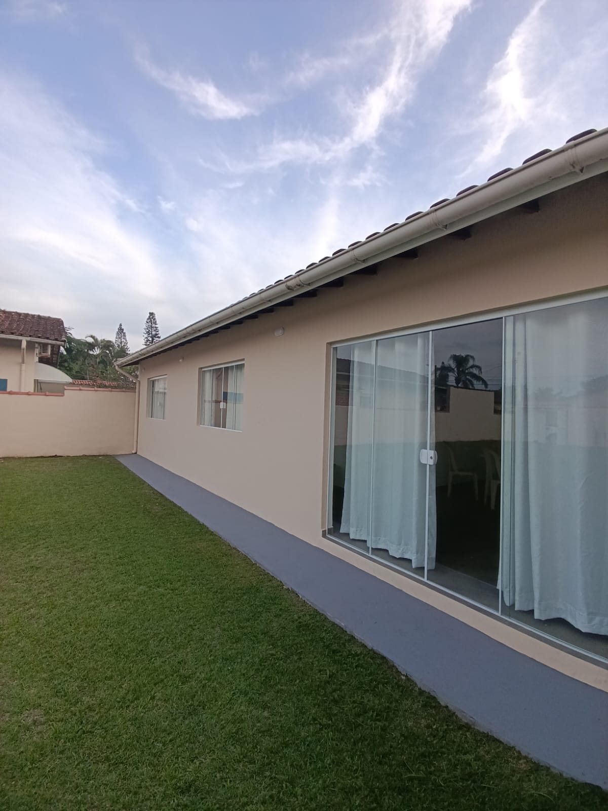 Casa Para Venda  em Suarão a 300 metros da Praia em Itanhaém, SP