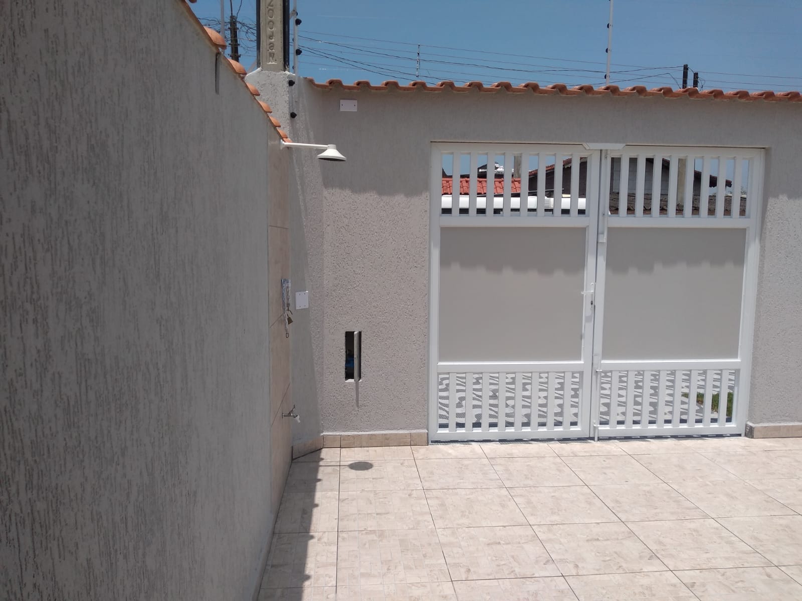 CAS261449 Casas Novas com Piscina e Suíte em Itanhaém - Opção de Esquina