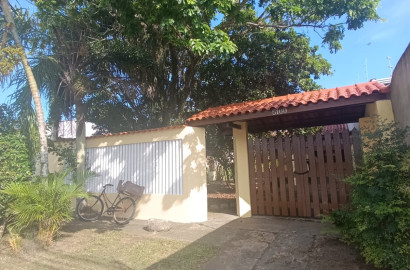 CAS261305 Edícula a 200 metros da praia em Itanhaém com 10 vagas de garagem