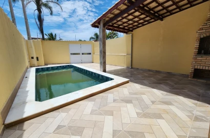 Casa Alta 2 Dorms (1 Suíte) com Piscina e Churrasqueira - 2 Vagas