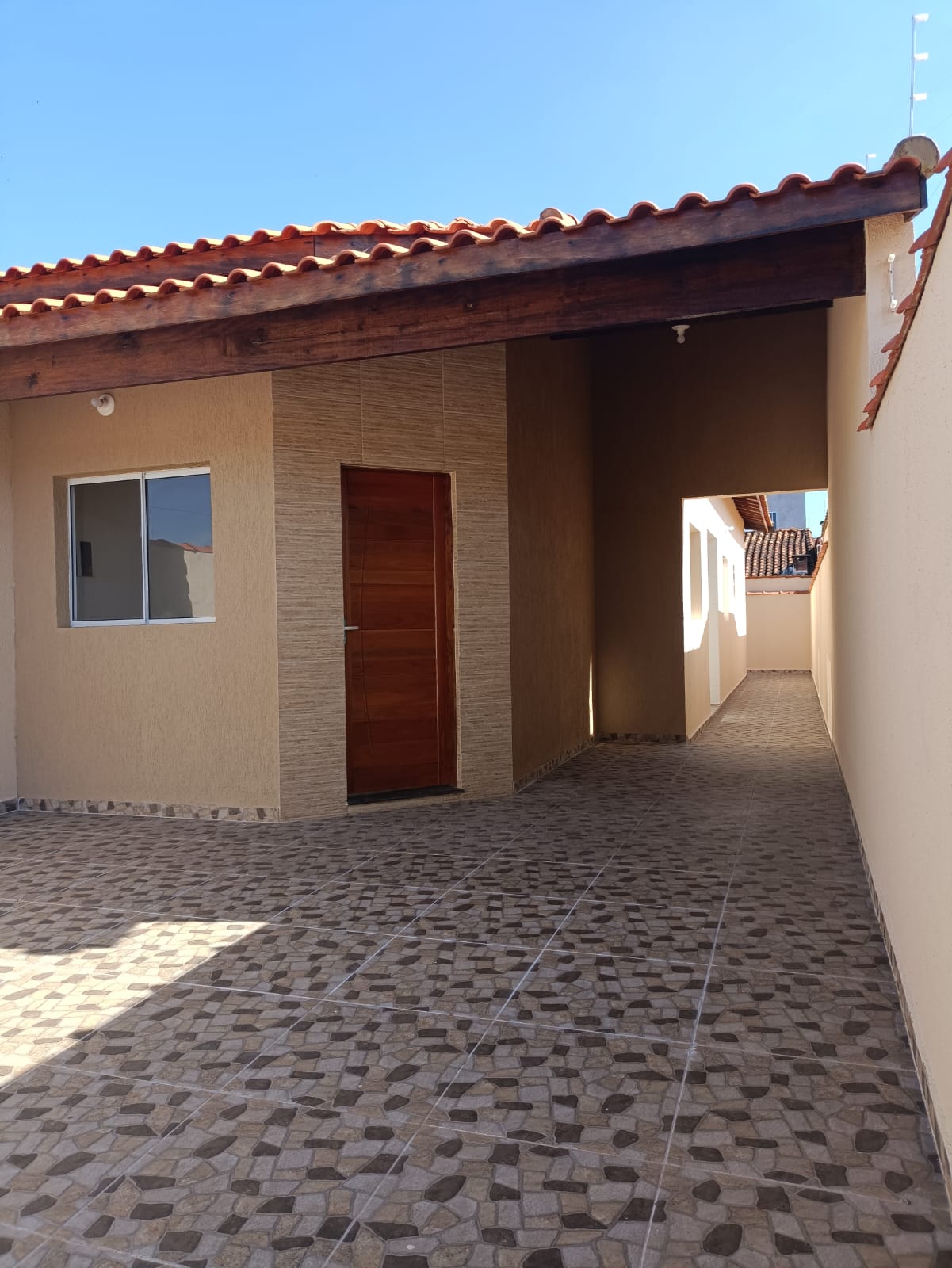 CAS261460 Casa Térrea Nova 2 Dorms (Suíte) - Amplo Espaço para Piscina - Financia