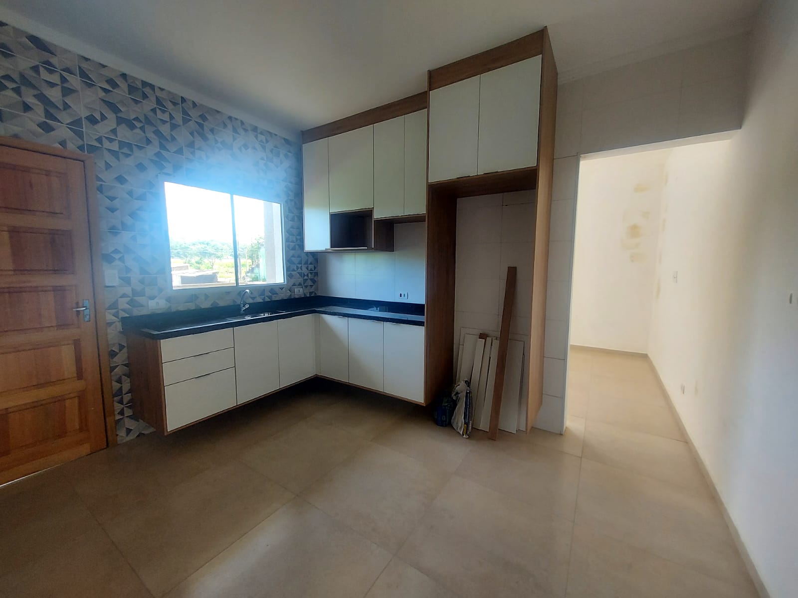 CAS261452 Casa Superior 3 Dorms com Suíte, Closet, Planejados e Piscina 7x3!