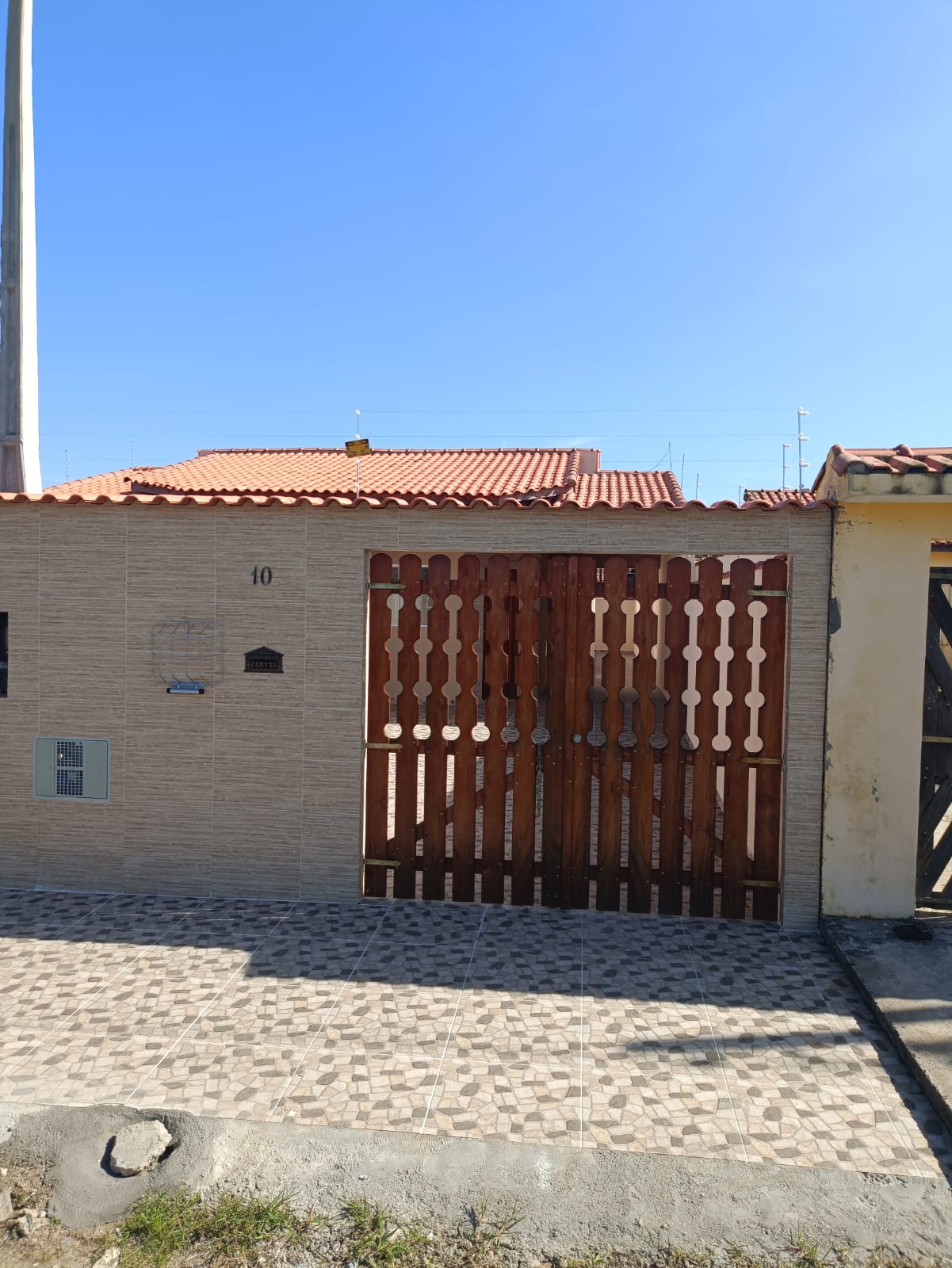 CAS261460 Casa Térrea Nova 2 Dorms (Suíte) - Amplo Espaço para Piscina - Financia