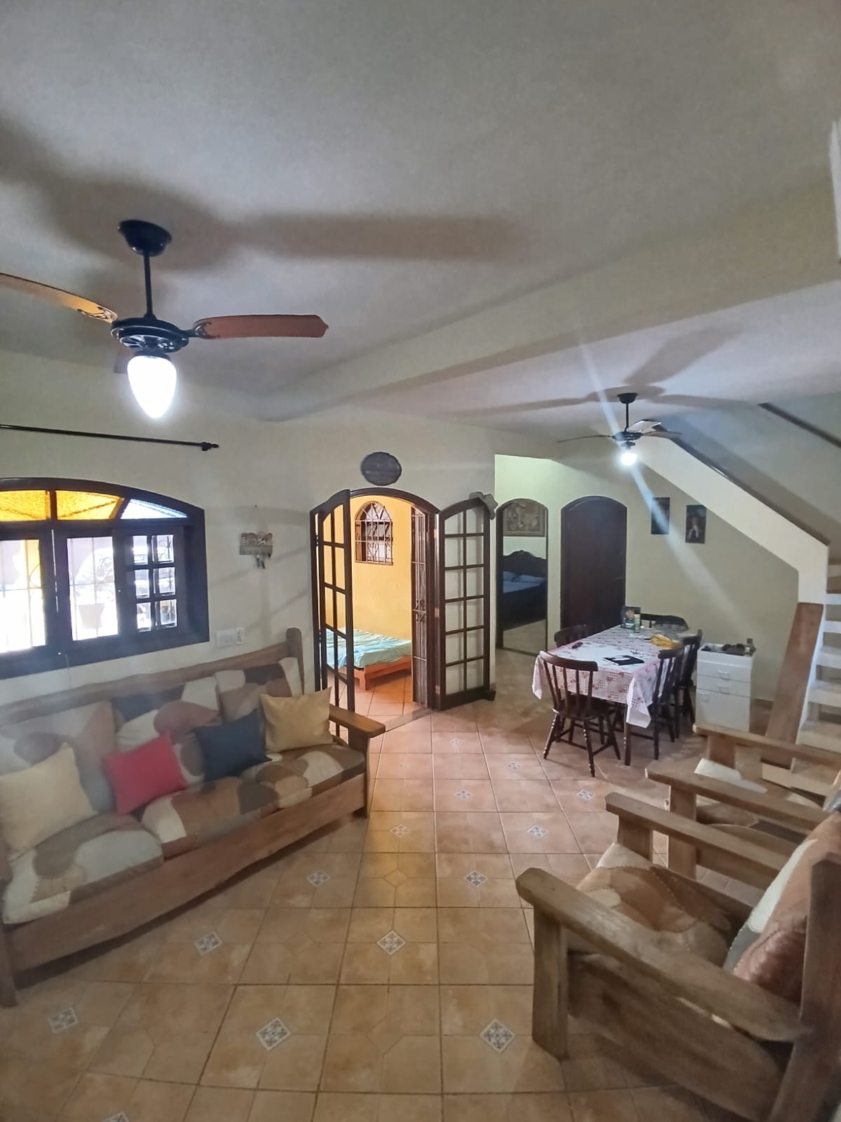 CAS261436 Espaço Sem Limites! Casa com Suíte Reversível, Área Gourmet e 10 Vagas em Itanhaém.