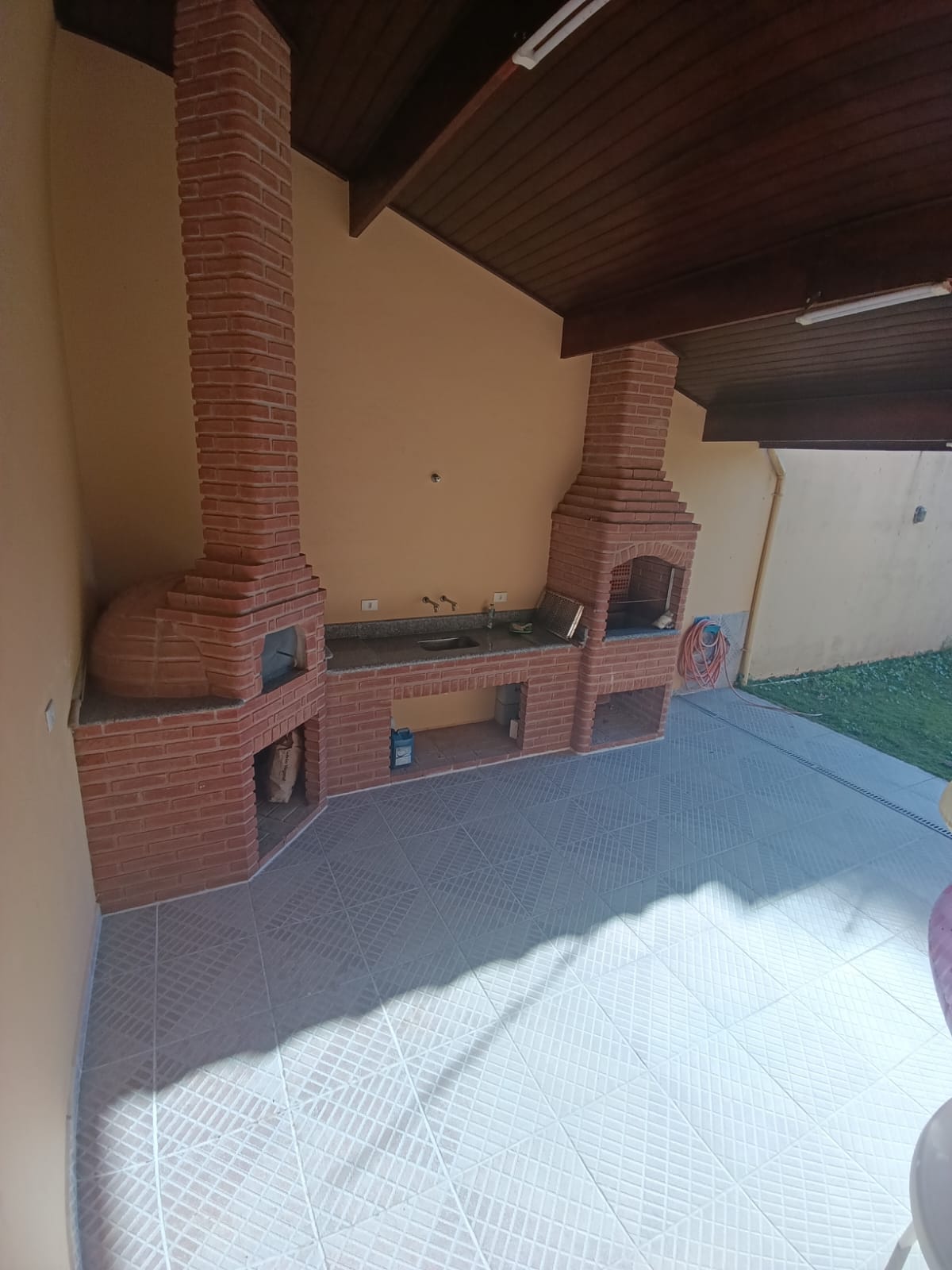 CAS261298 Casa com 5 Dormitórios e Piscina em Terreno de 400m² - Suarão, Itanhaém