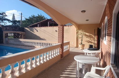 CAS261298 Casa com 5 Dormitórios e Piscina em Terreno de 400m² - Suarão, Itanhaém