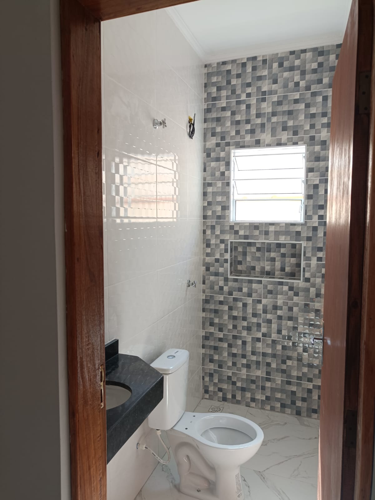 CAS261460 Casa Térrea Nova 2 Dorms (Suíte) - Amplo Espaço para Piscina - Financia