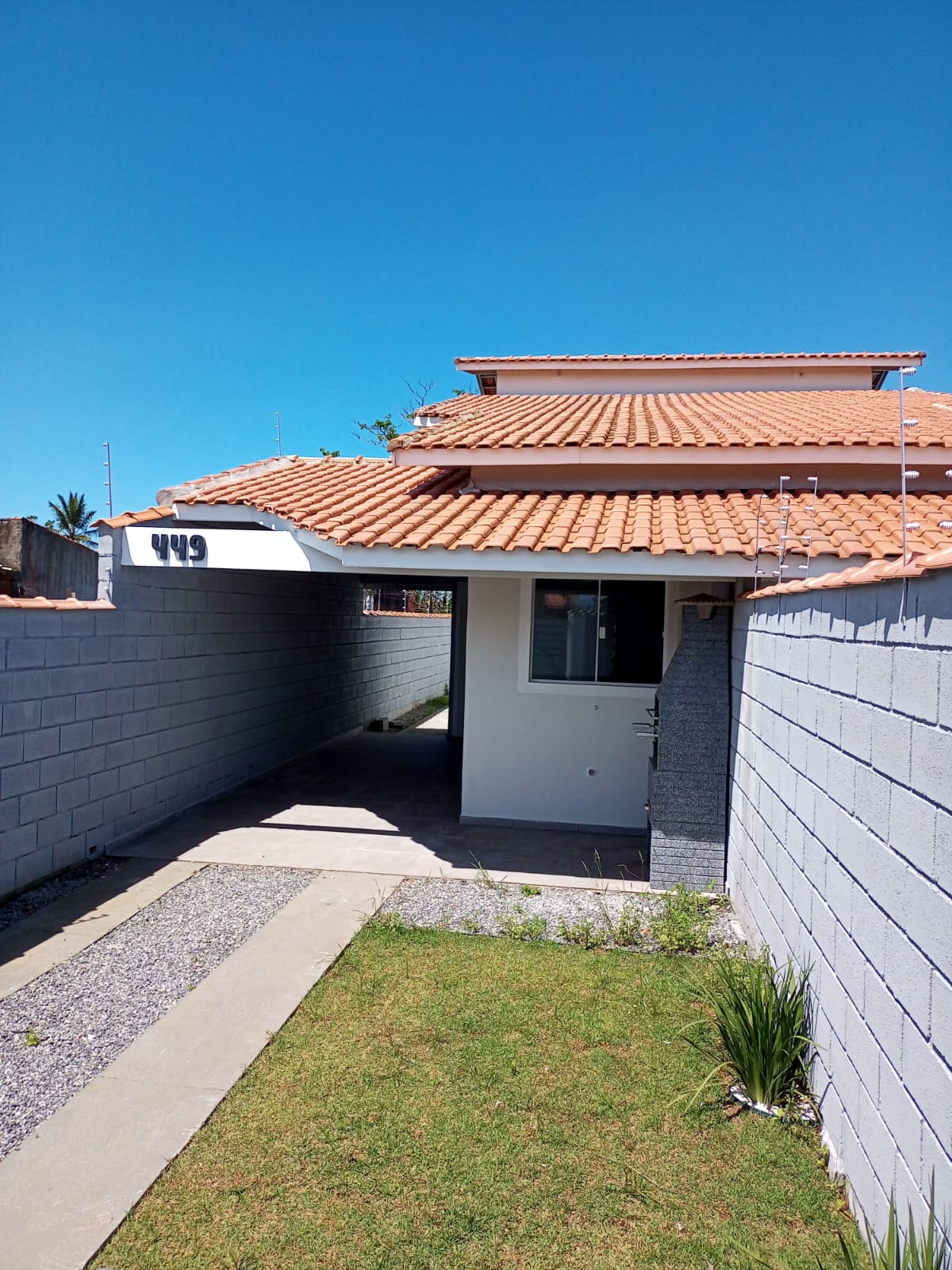 CAS261455 Casa 2 Dormitórios com Piscina e Cascata - Aceita Financiamento