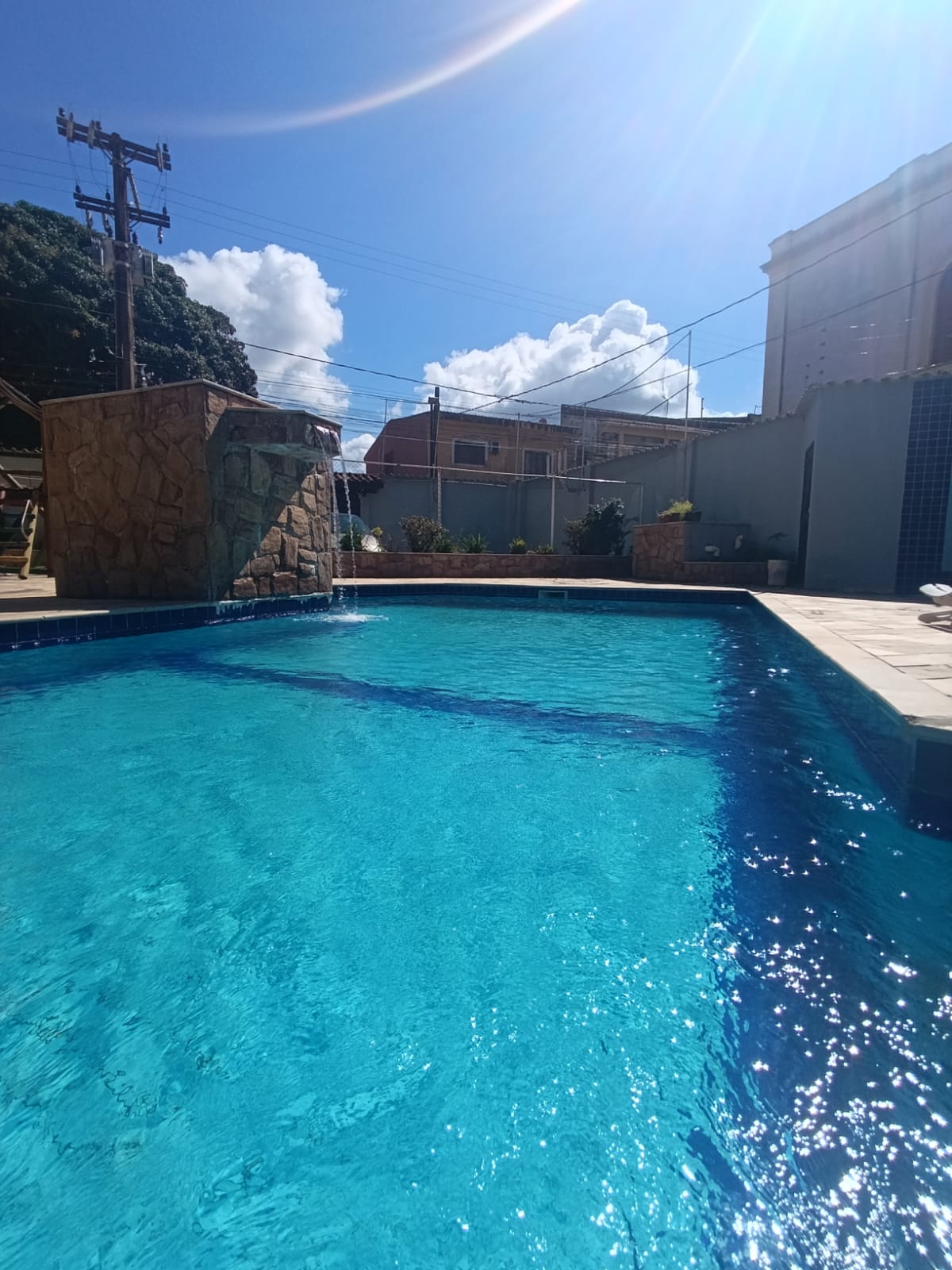 CAS261396 Hotel Pousada à Venda no Centro do Suarão Itanhaém – 18 Apartamentos e Piscina