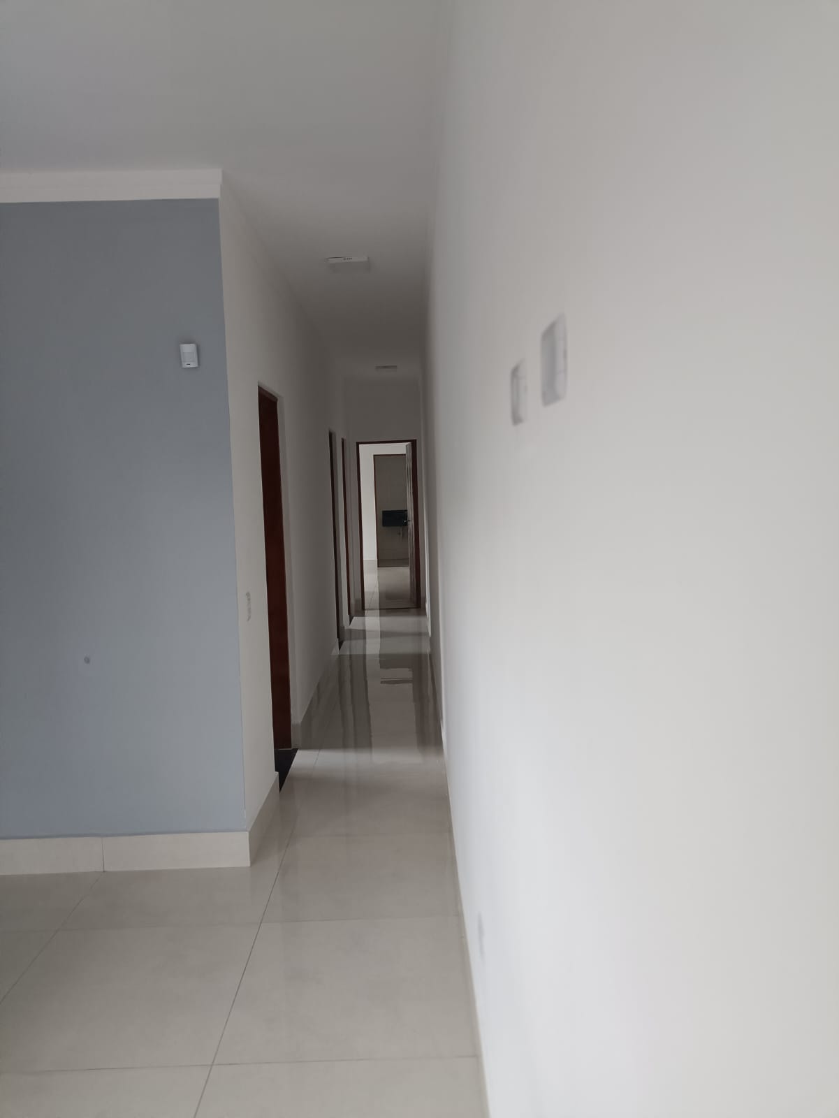 CAS261447 Casa Nova 3 Dorms (1 Suíte Master) com Piscina e Hidro - Lado Praia