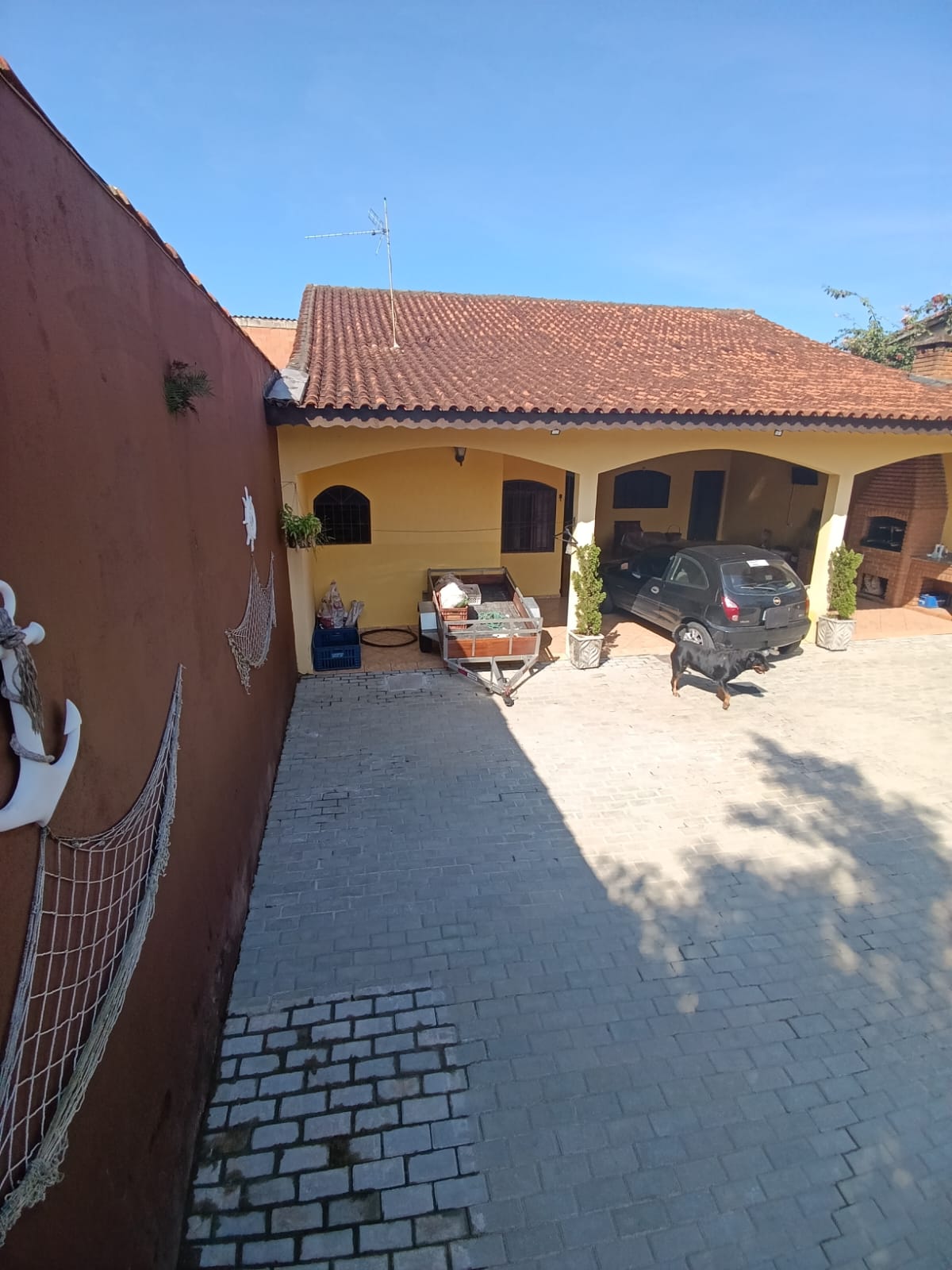 CAS261436 Espaço Sem Limites! Casa com Suíte Reversível, Área Gourmet e 10 Vagas em Itanhaém.