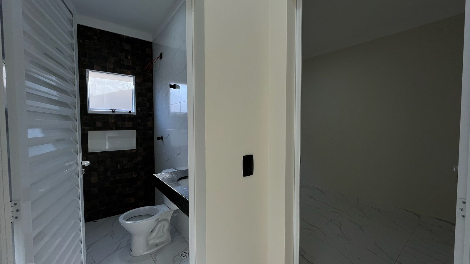 CAS261433 NÃO PERCA ESTA OPORTUNIDADE!!! CASA NO JD GANDESP A 800 METROS DO MAR EM ITANHAÉM/SP