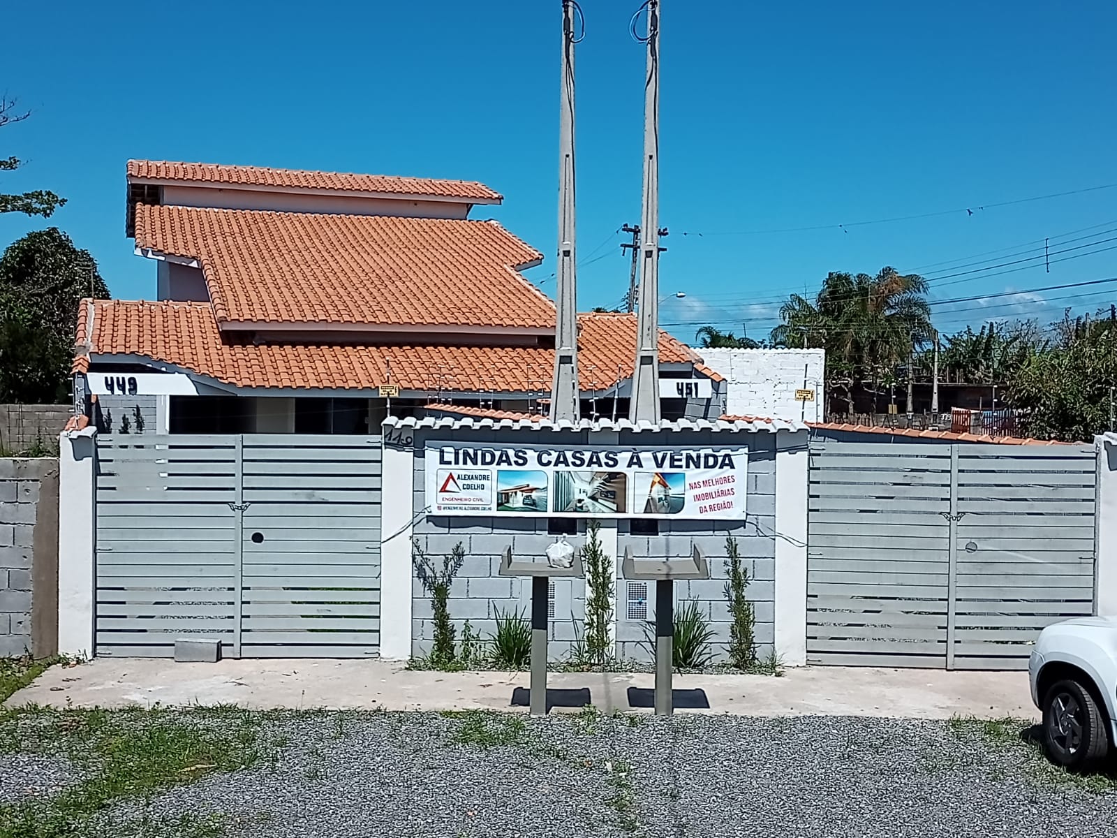 CAS261455 Casa 2 Dormitórios com Piscina e Cascata - Aceita Financiamento