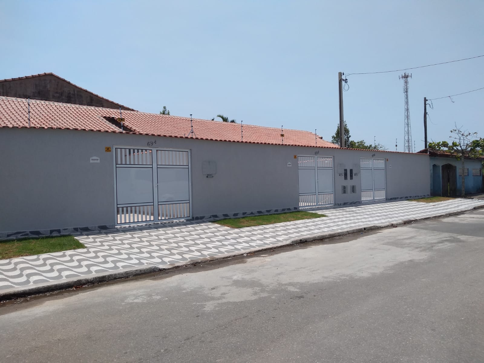 CAS261449 Casas Novas com Piscina e Suíte em Itanhaém - Opção de Esquina