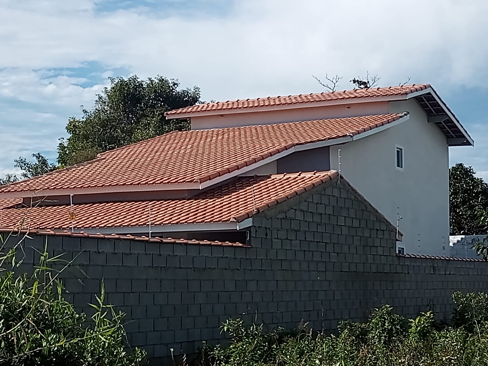 CAS261455 Casa 2 Dormitórios com Piscina e Cascata - Aceita Financiamento