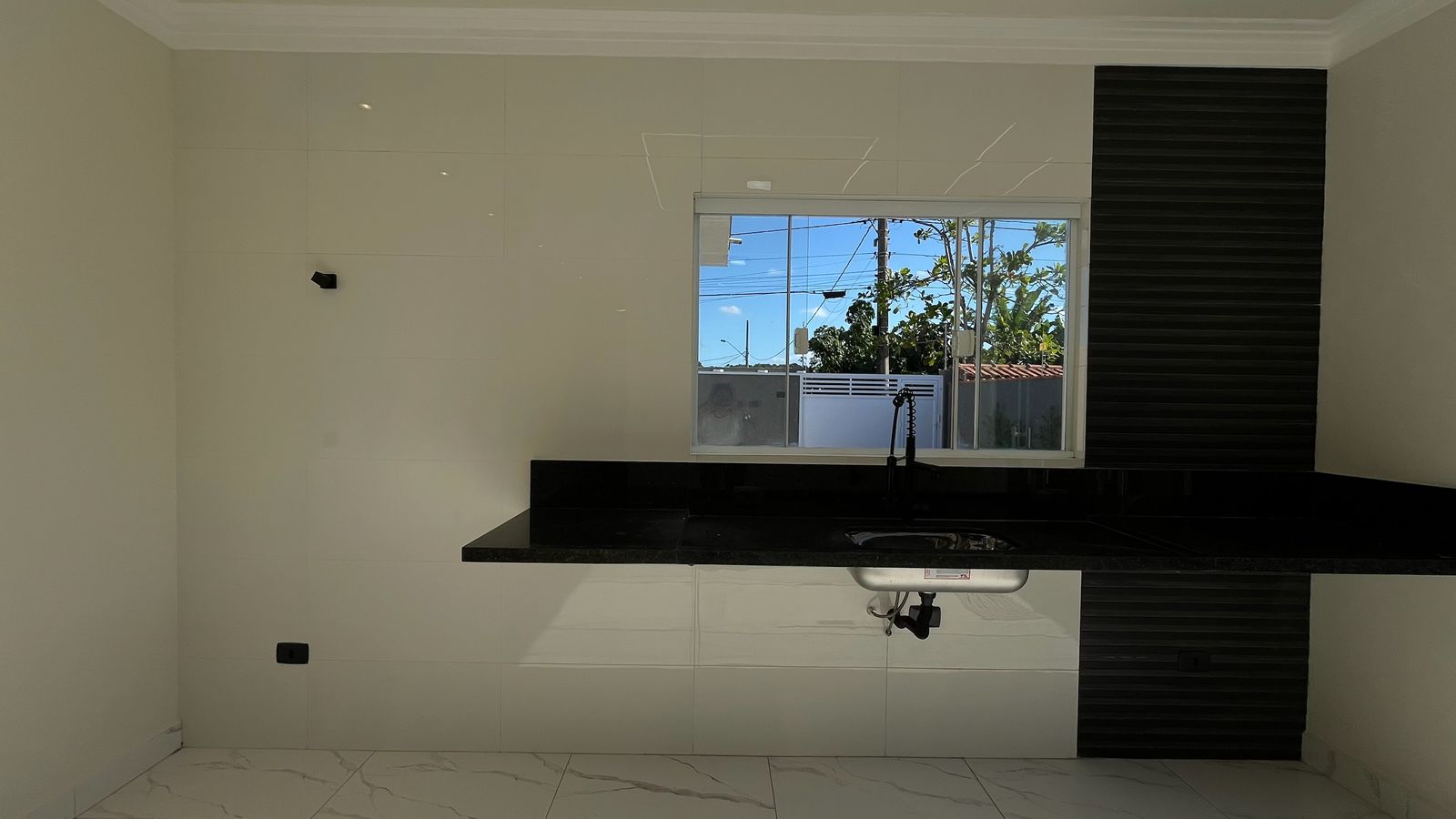 CAS261433 NÃO PERCA ESTA OPORTUNIDADE!!! CASA NO JD GANDESP A 800 METROS DO MAR EM ITANHAÉM/SP