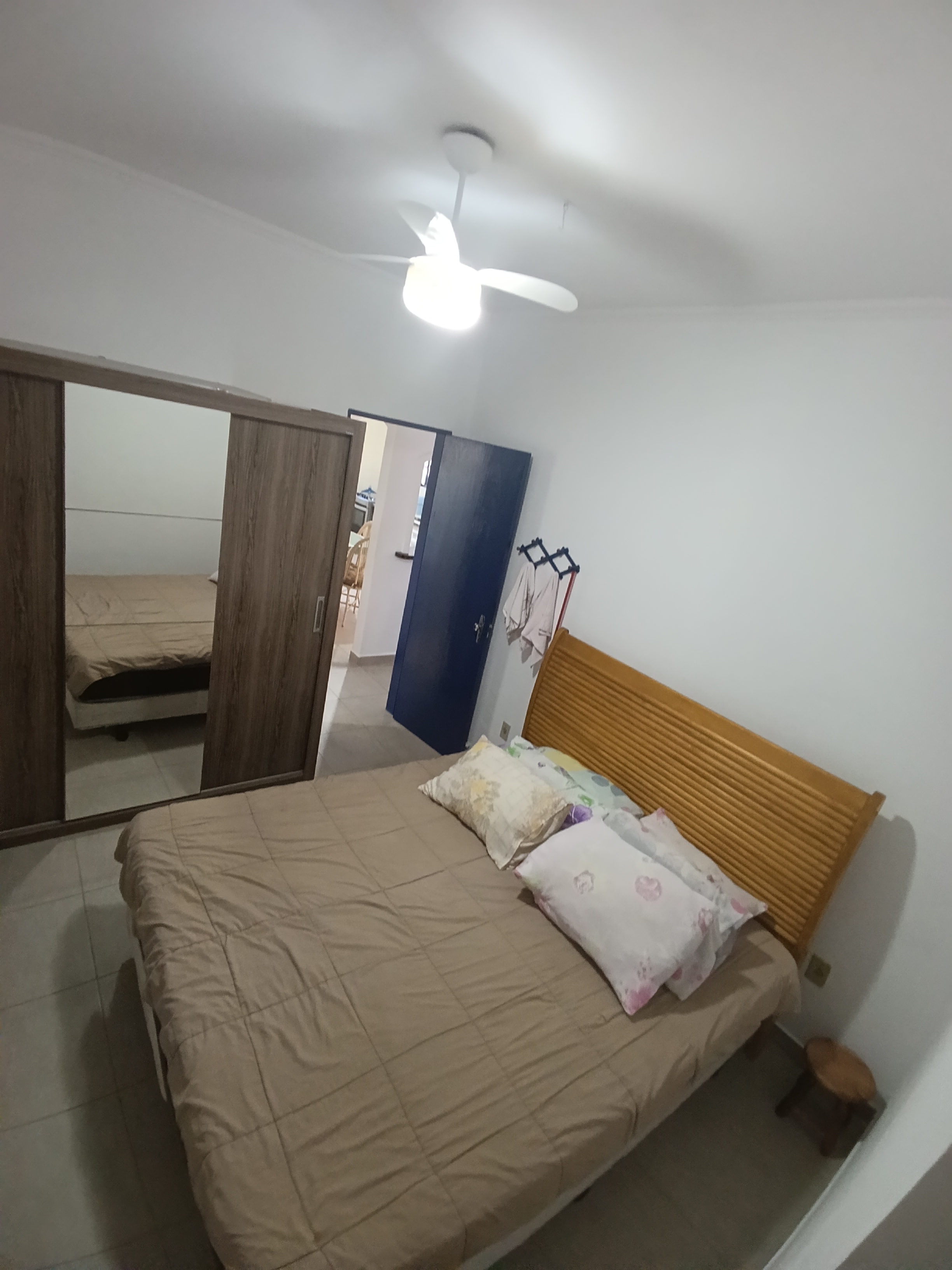 Casa para venda na praia com 03 dormitórios e edícula