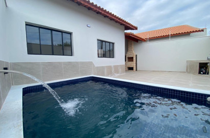 CAS261320 Casa nova em Mongaguá Balneário Plataforma com piscina lado praia