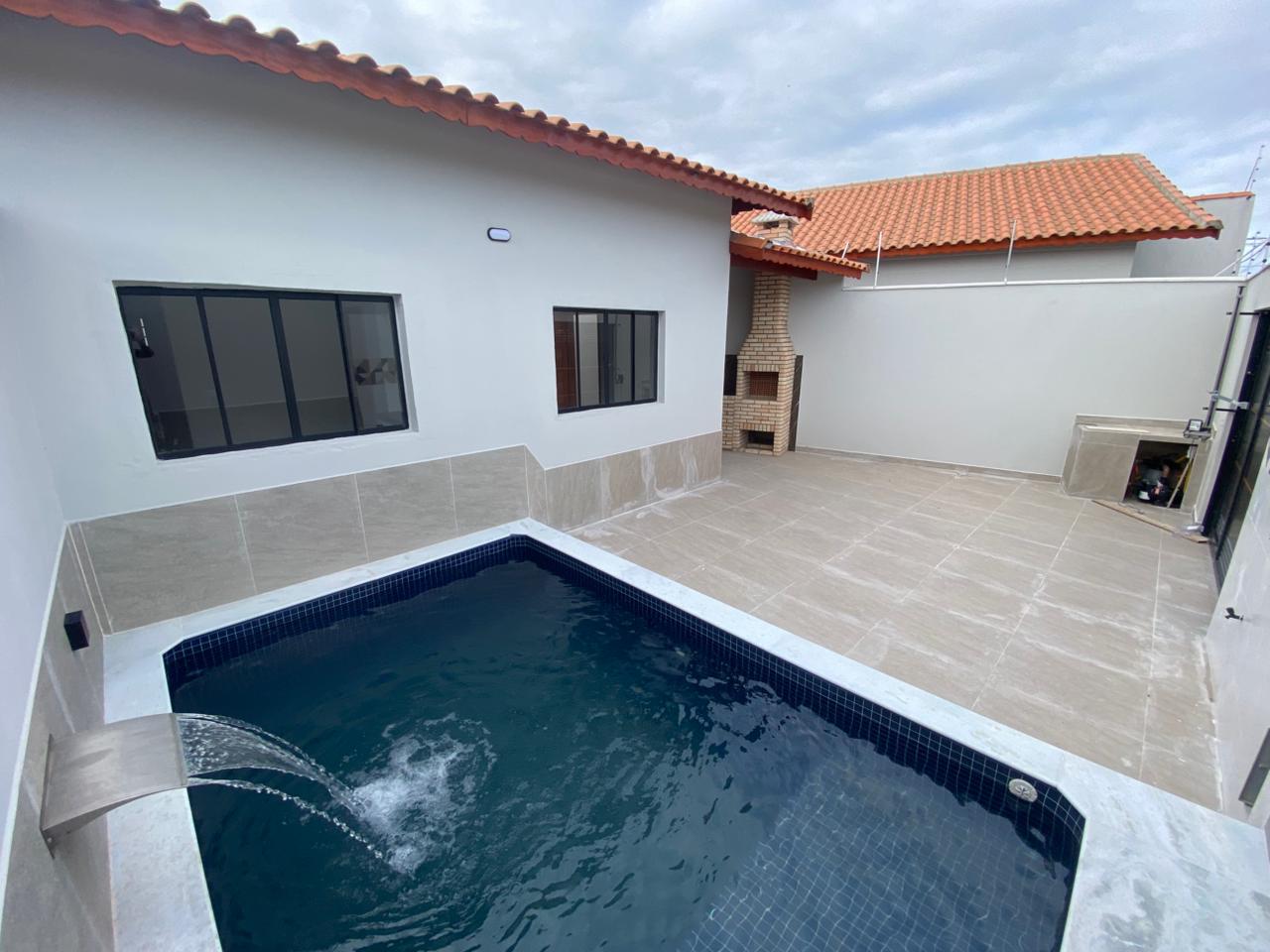 CAS261320 Casa nova em Mongaguá Balneário Plataforma com piscina lado praia