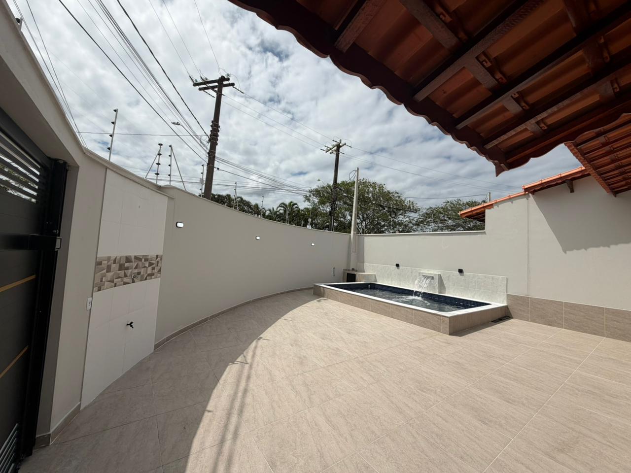 CAS261365 Casa Nova no Jardim Jamaica Itanhaém – 02 Dormitórios com Piscina