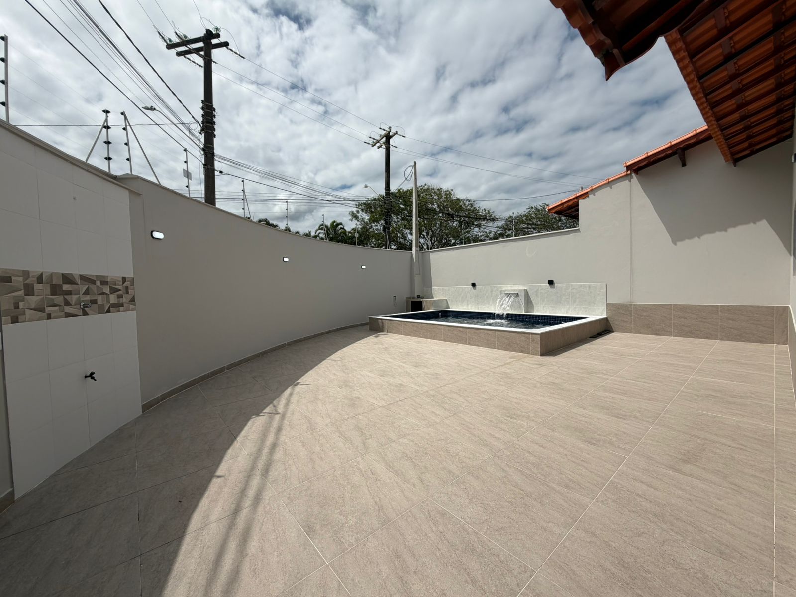 CAS261365 Casa Nova no Jardim Jamaica Itanhaém – 02 Dormitórios com Piscina