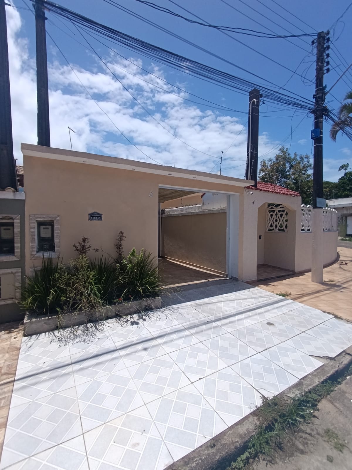 CAS261295 Casa no Suarão Itanhaém com piscina de alvenaria a 500m da praia