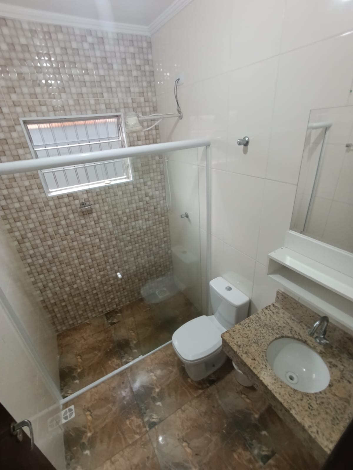 CAS261336 Duas Casas a 100m da Praia em Itanhaém – Ideal para Investimento e Renda Extra!