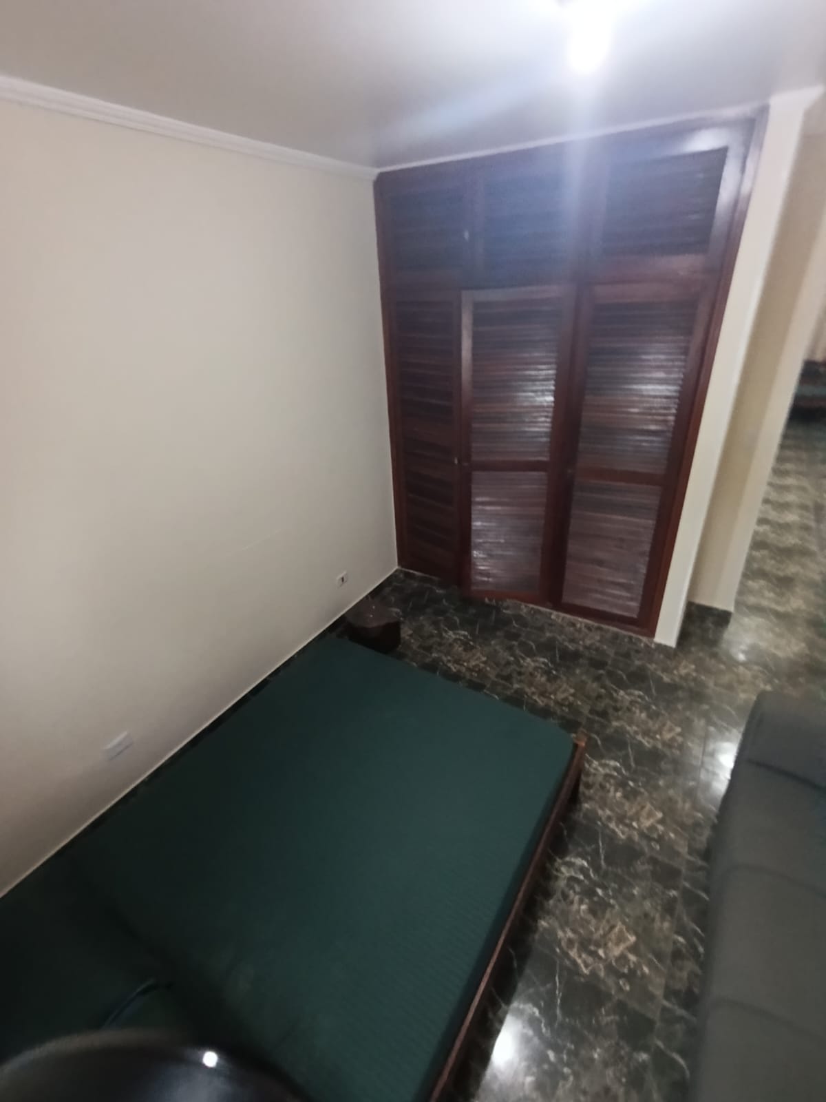 CAS261336 Duas Casas a 100m da Praia em Itanhaém – Ideal para Investimento e Renda Extra!