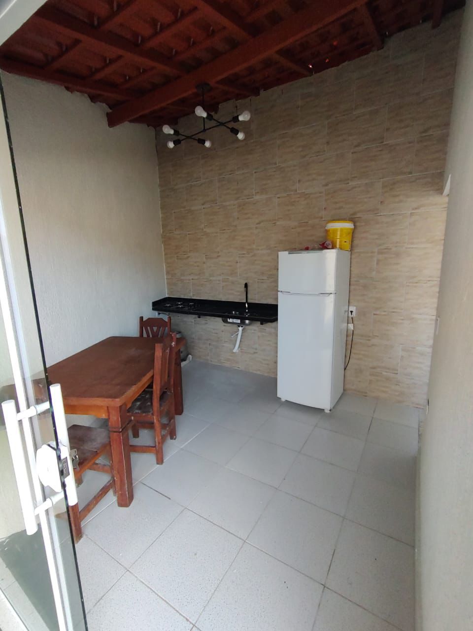 CAS261342 Edícula no Suarão Itanhaém a 100m da praia com piscina e hidromassagem!