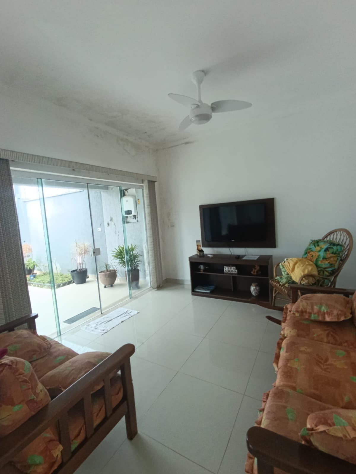 CAS261344 Sobrado Sustentável com 4 Dormitórios e Piscina a 100m do Mar em Itanhaém