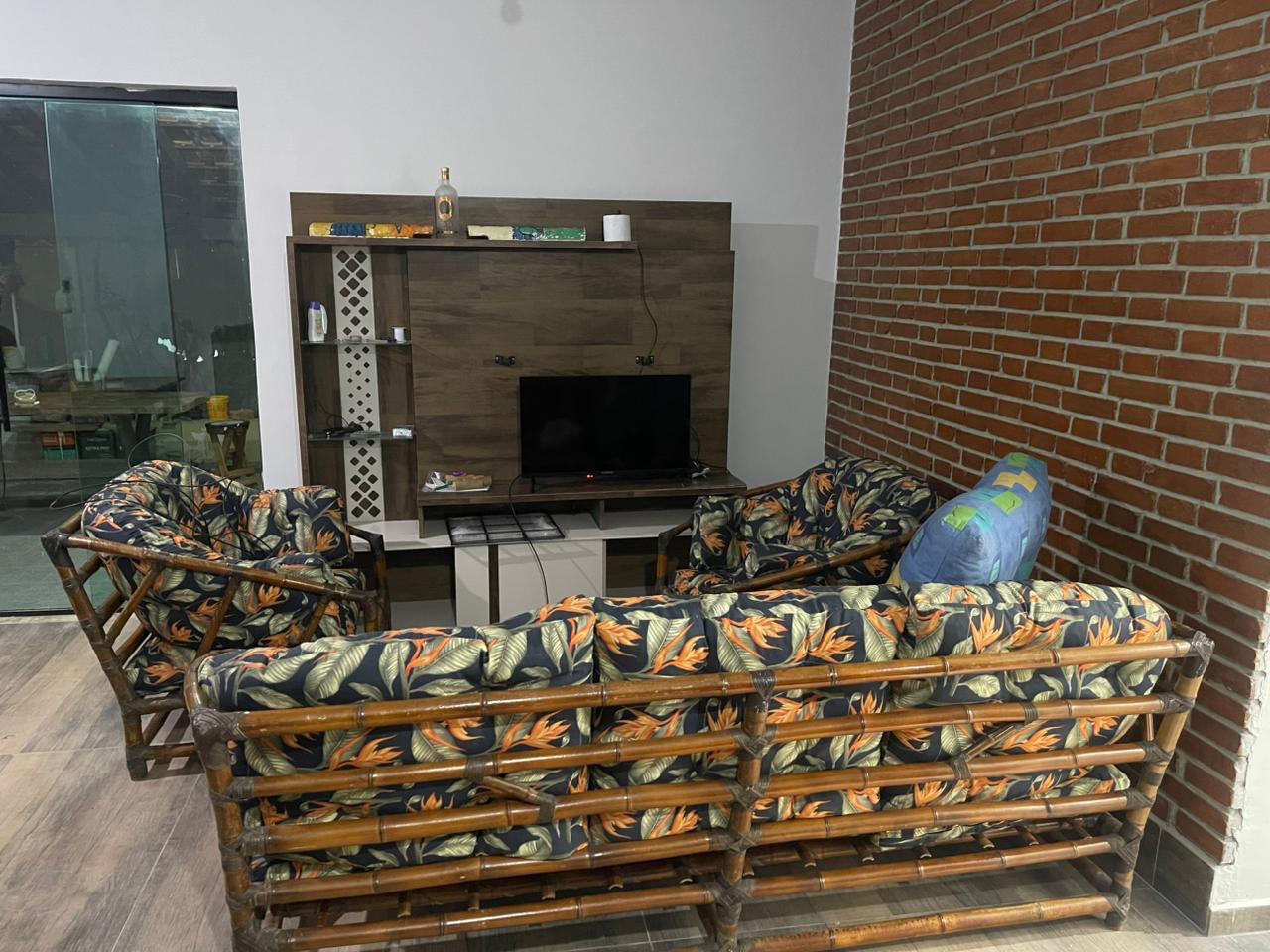 CAS261351 Casa à Venda no Bairro Satélite Itanhaém – 03 Dormitórios a 185m da Praia