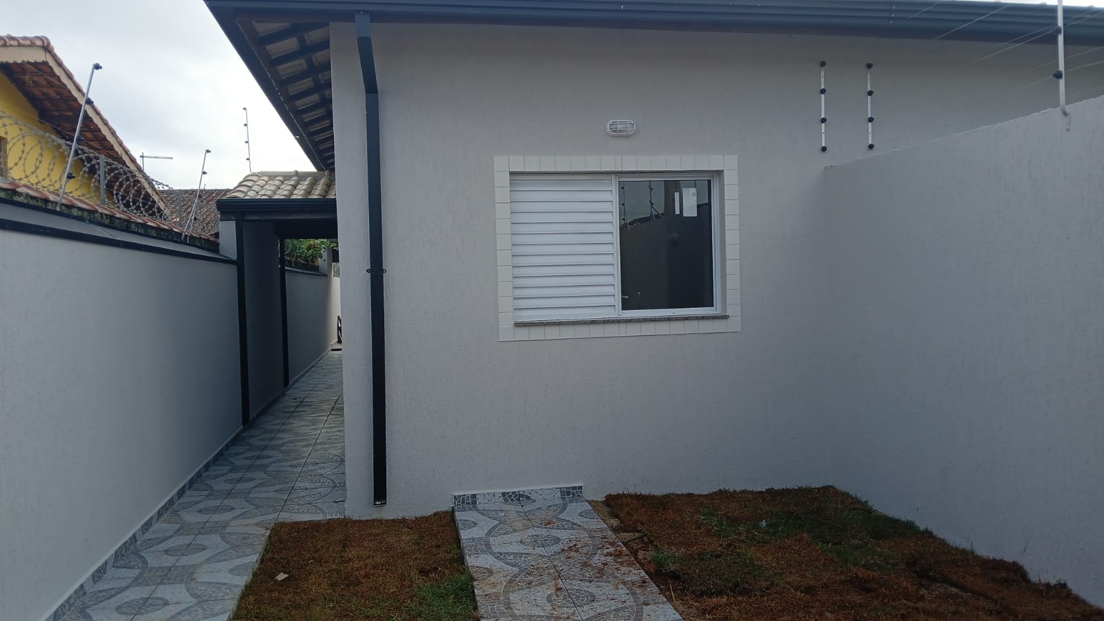 CAS261352 Casa Nova com Piscina no São Fernando Itanhaém – 02 Dormitórios