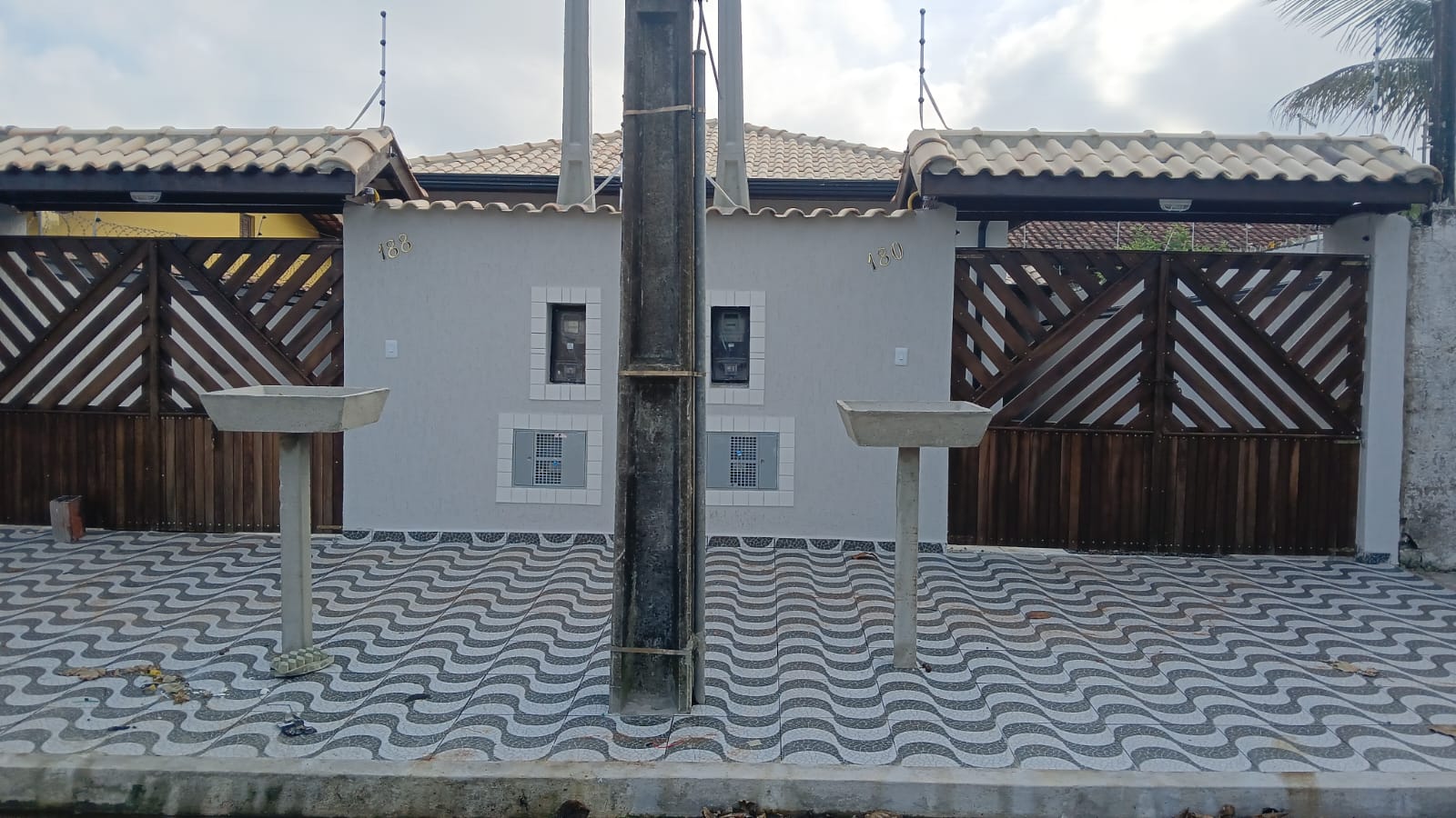 CAS261352 Casa Nova com Piscina no São Fernando Itanhaém – 02 Dormitórios