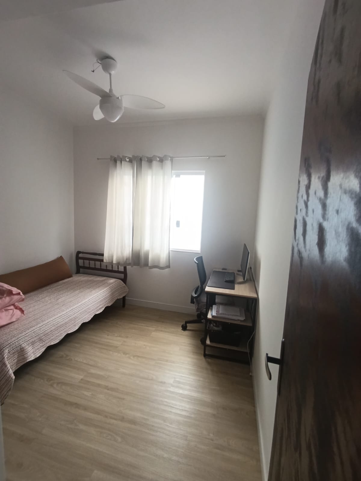 CAS261358 Casa de Esquina no Suarão Itanhaém – 03 Dormitórios com Edícula e Móveis Planejados