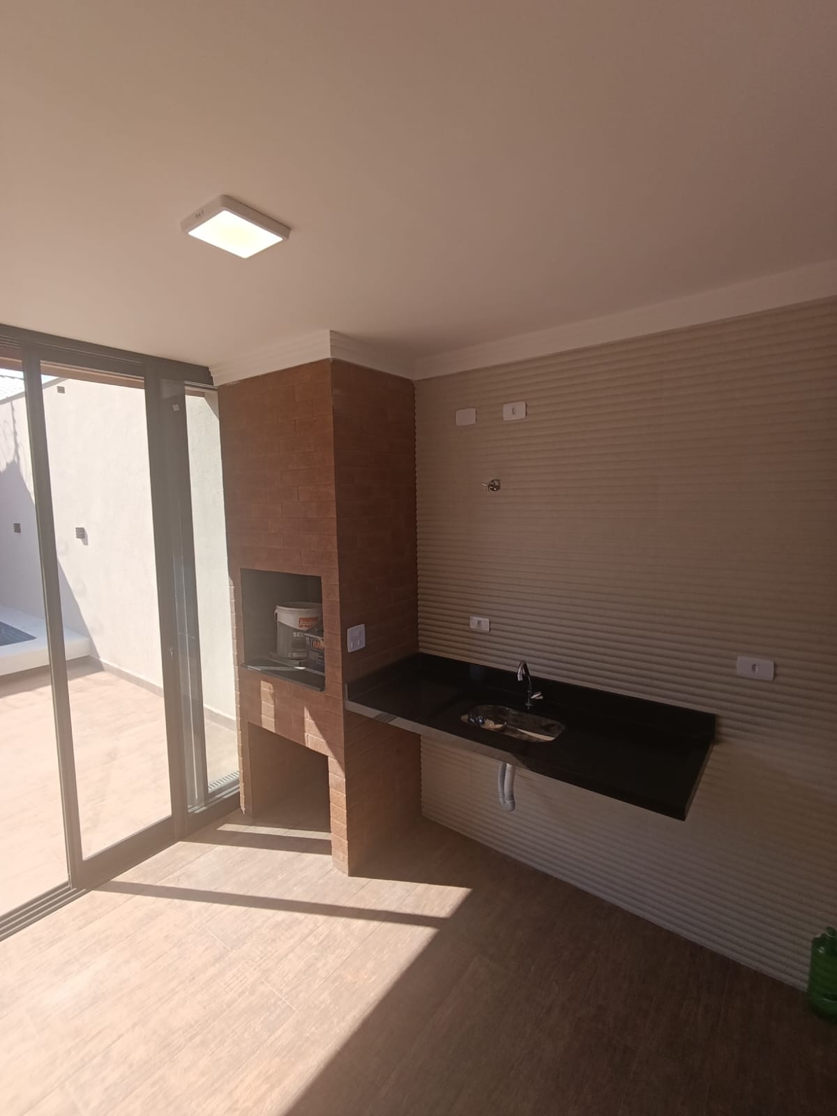 CAS261360 Sobrado Alto Padrão no Bopiranga Itanhaém – 04 Dormitórios Pé na Areia