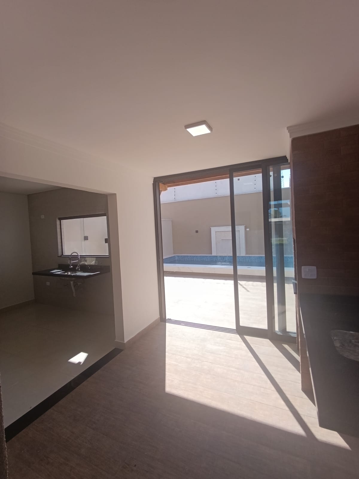 CAS261360 Sobrado Alto Padrão no Bopiranga Itanhaém – 04 Dormitórios Pé na Areia