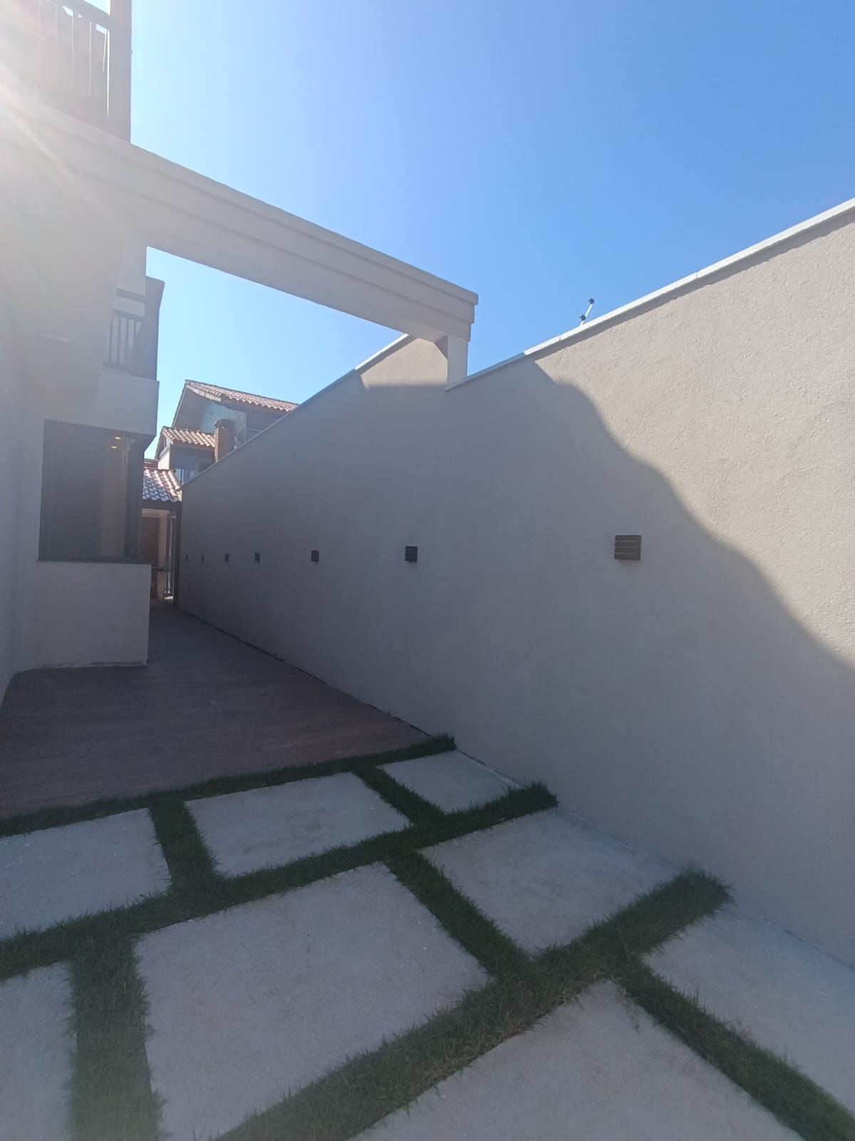 CAS261360 Sobrado Alto Padrão no Bopiranga Itanhaém – 04 Dormitórios Pé na Areia