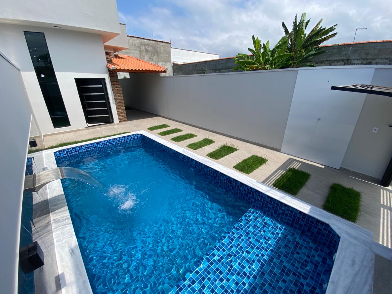 CAS261362 Casa Nova com Piscina e Hidro em Itanhaém – 02 Dormitórios a 600m do Mar
