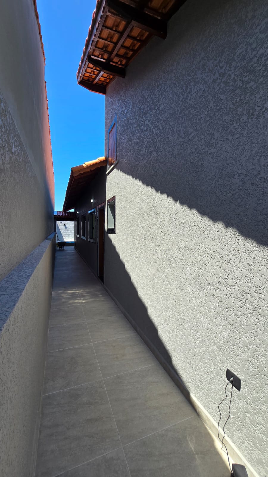 Casa Nova no Balneário Verde Mar Itanhaém – 02 Dormitórios com Piscina