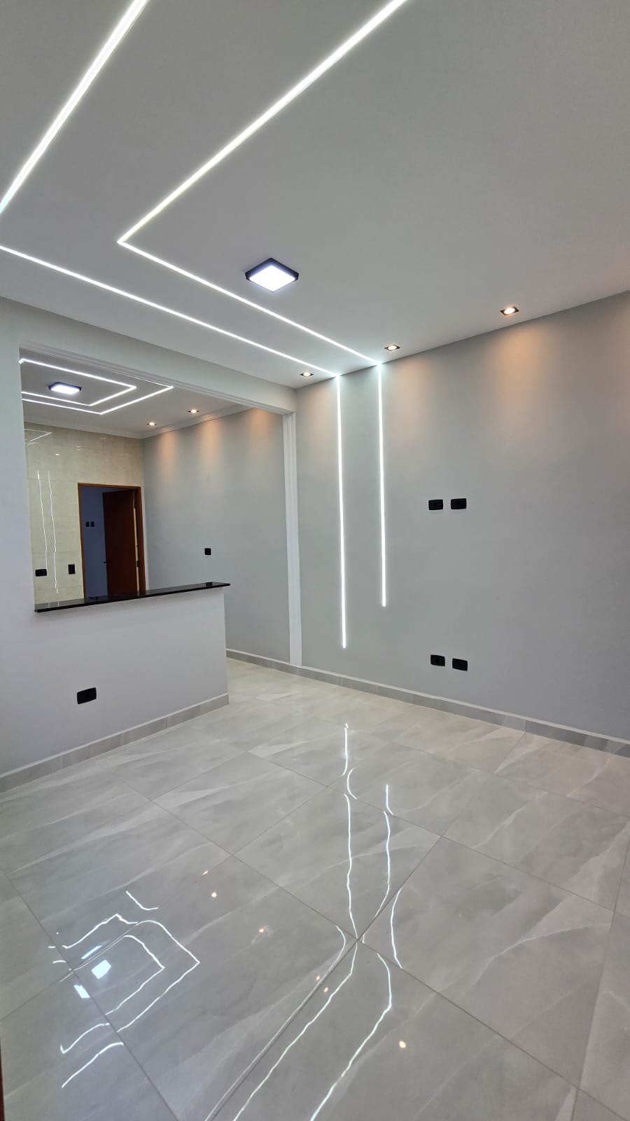 Casa Nova no Balneário Verde Mar Itanhaém – 02 Dormitórios com Piscina