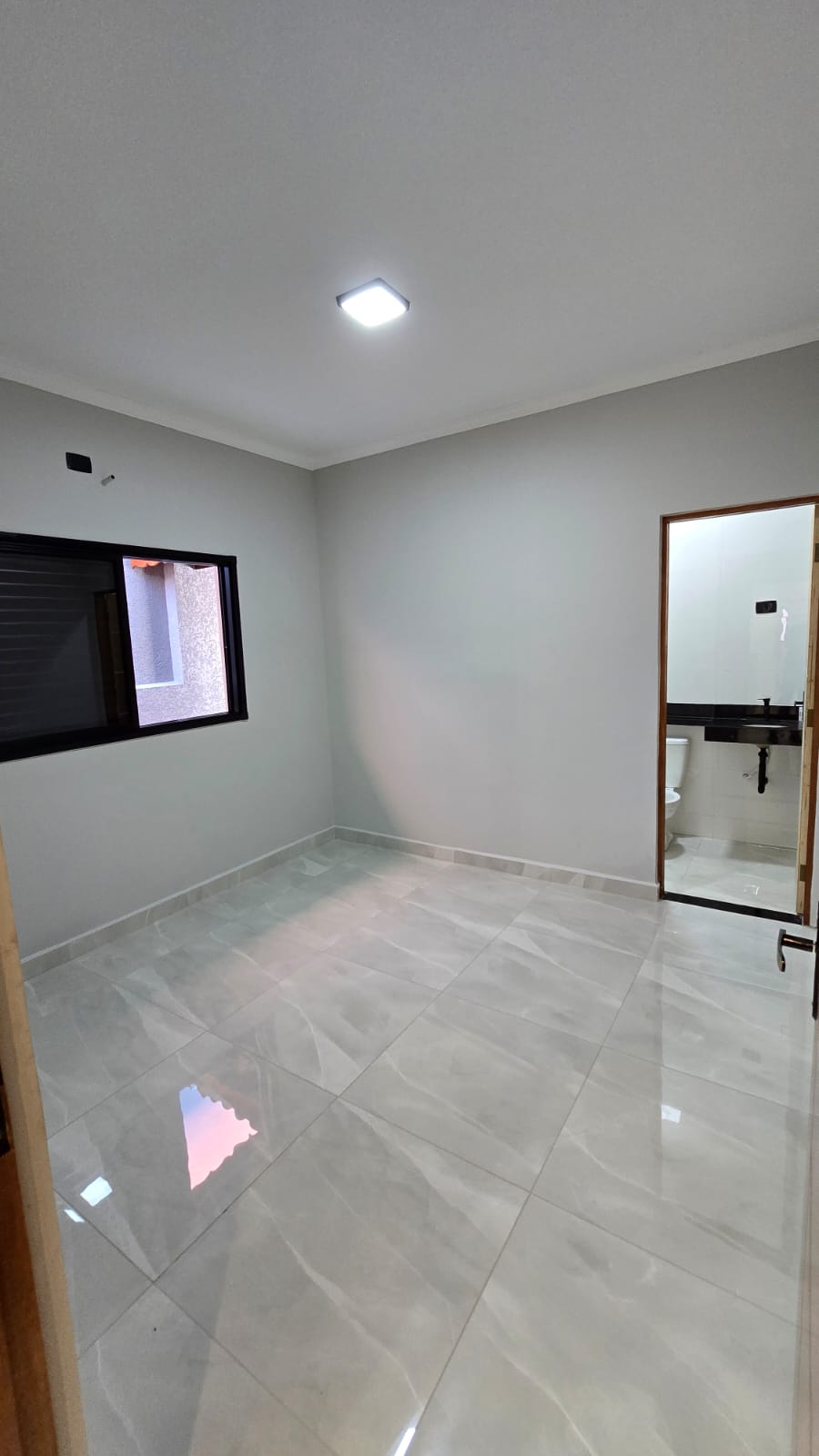 Casa Nova no Balneário Verde Mar Itanhaém – 02 Dormitórios com Piscina