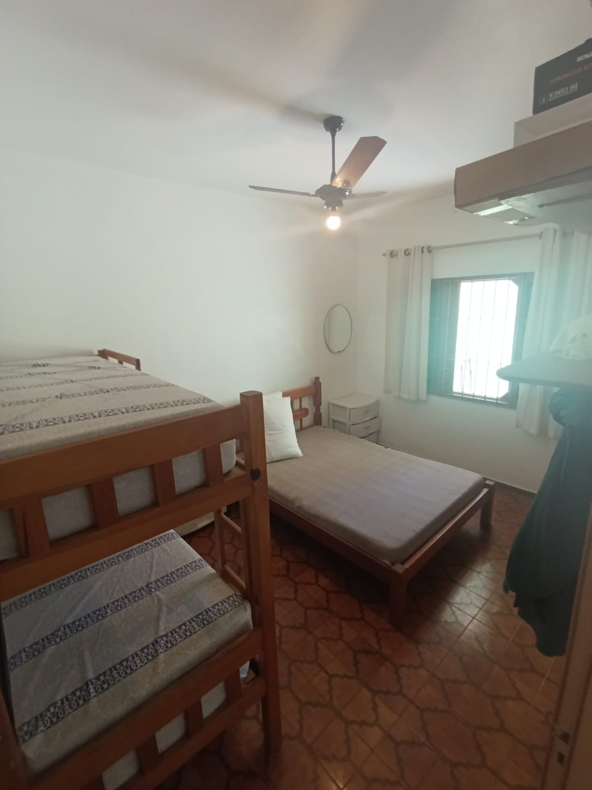 CAS261369 Casa com Terreno de 350m² em Itanhaém – 03 Dormitórios, Edícula e 12 Vagas