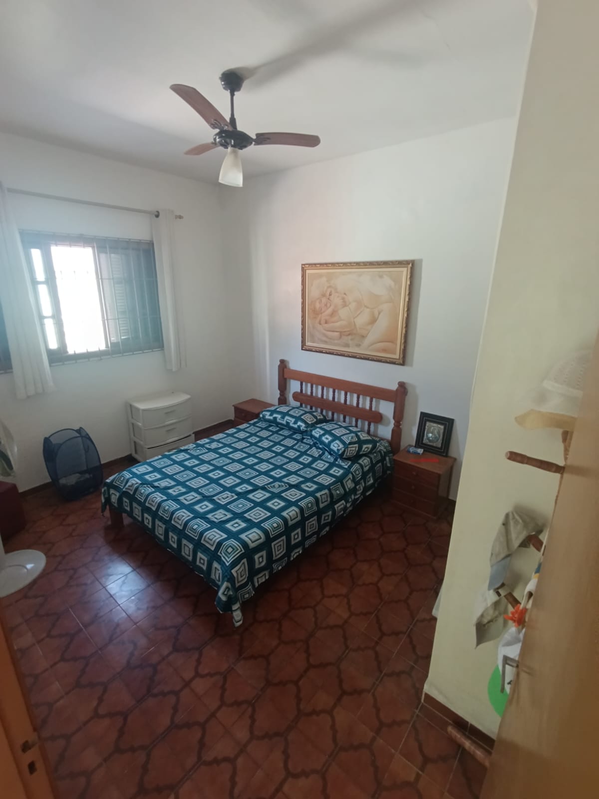 CAS261369 Casa com Terreno de 350m² em Itanhaém – 03 Dormitórios, Edícula e 12 Vagas