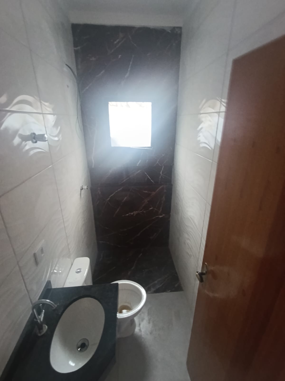 CAS261375 Casa Nova com Piscina e Hidro em Itanhaém – 02 Dormitórios a 100m da Pista