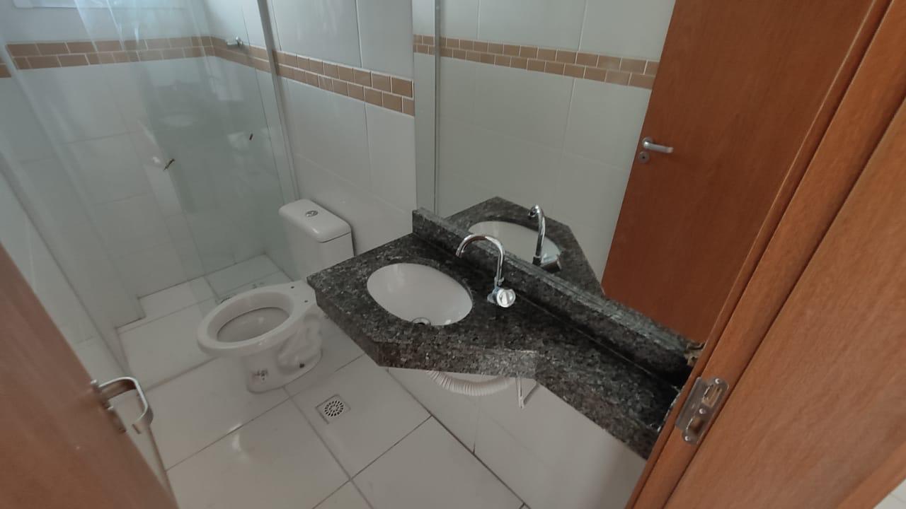 CAS261377 Cobertura à Venda no 08º Andar em Itanhaém – Varanda com Fechamento em Vidro