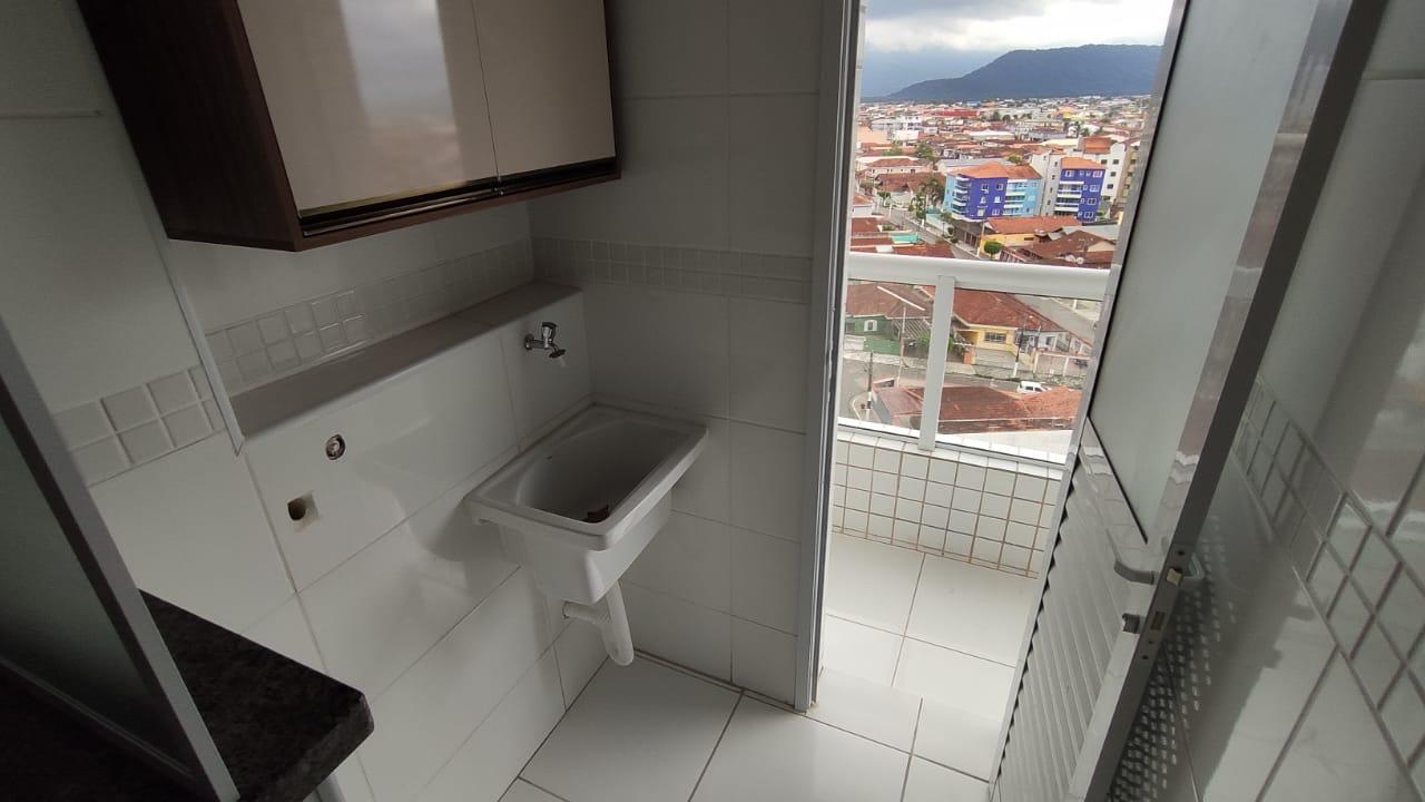 CAS261377 Cobertura à Venda no 08º Andar em Itanhaém – Varanda com Fechamento em Vidro