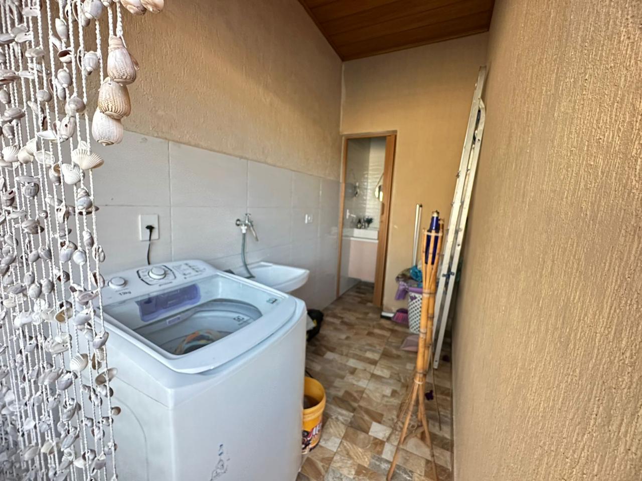 CAS261380 Casa Mobiliada à Venda em Itanhaém – 02 Dormitórios com Piscina de 9 Metros